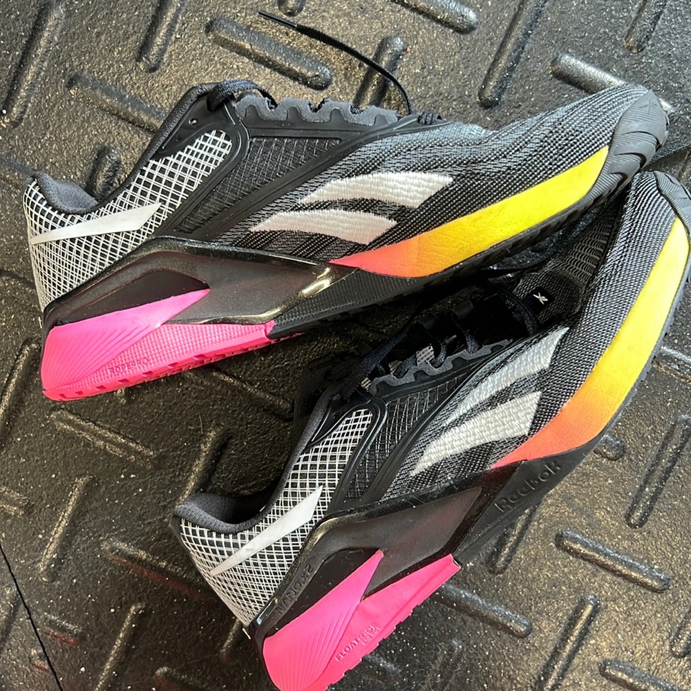 Reebok X2. Size 10. Like new.